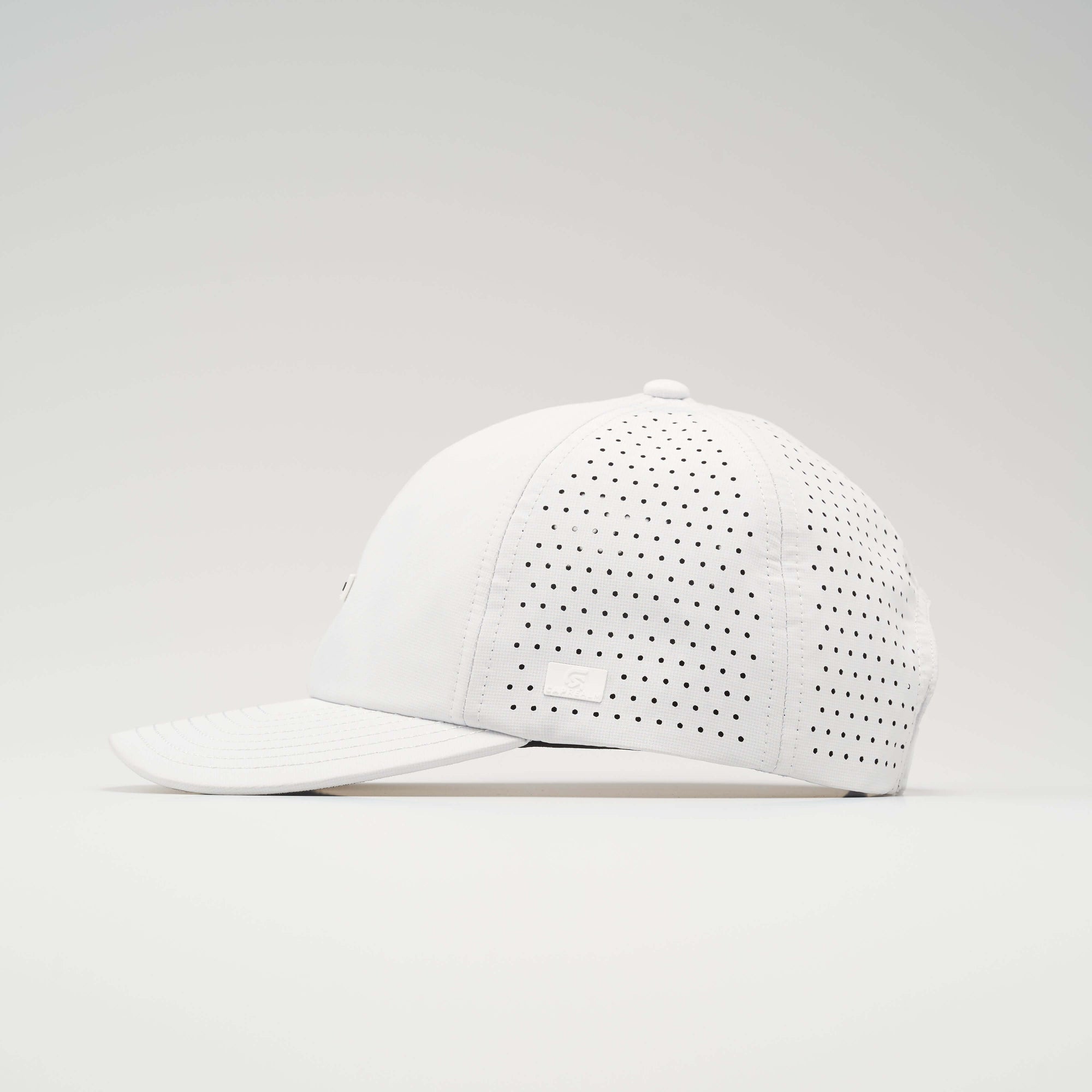 EVERYDAY CAP - CR - Vintage Fit - White - Alef.fit